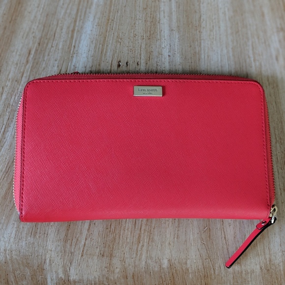 kate spade Handbags - Kate Spade wallet